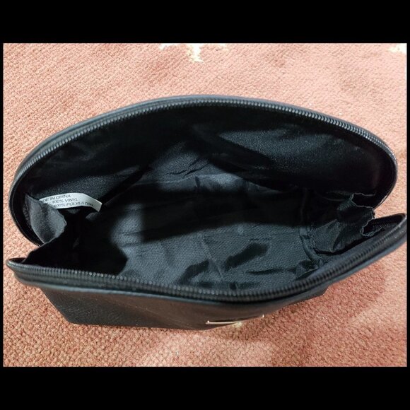 NWOT Women's Black Faux Leather Cosmetic Zipper Bag, Pouch 9 x 6 Inches - Picture 6 of 7